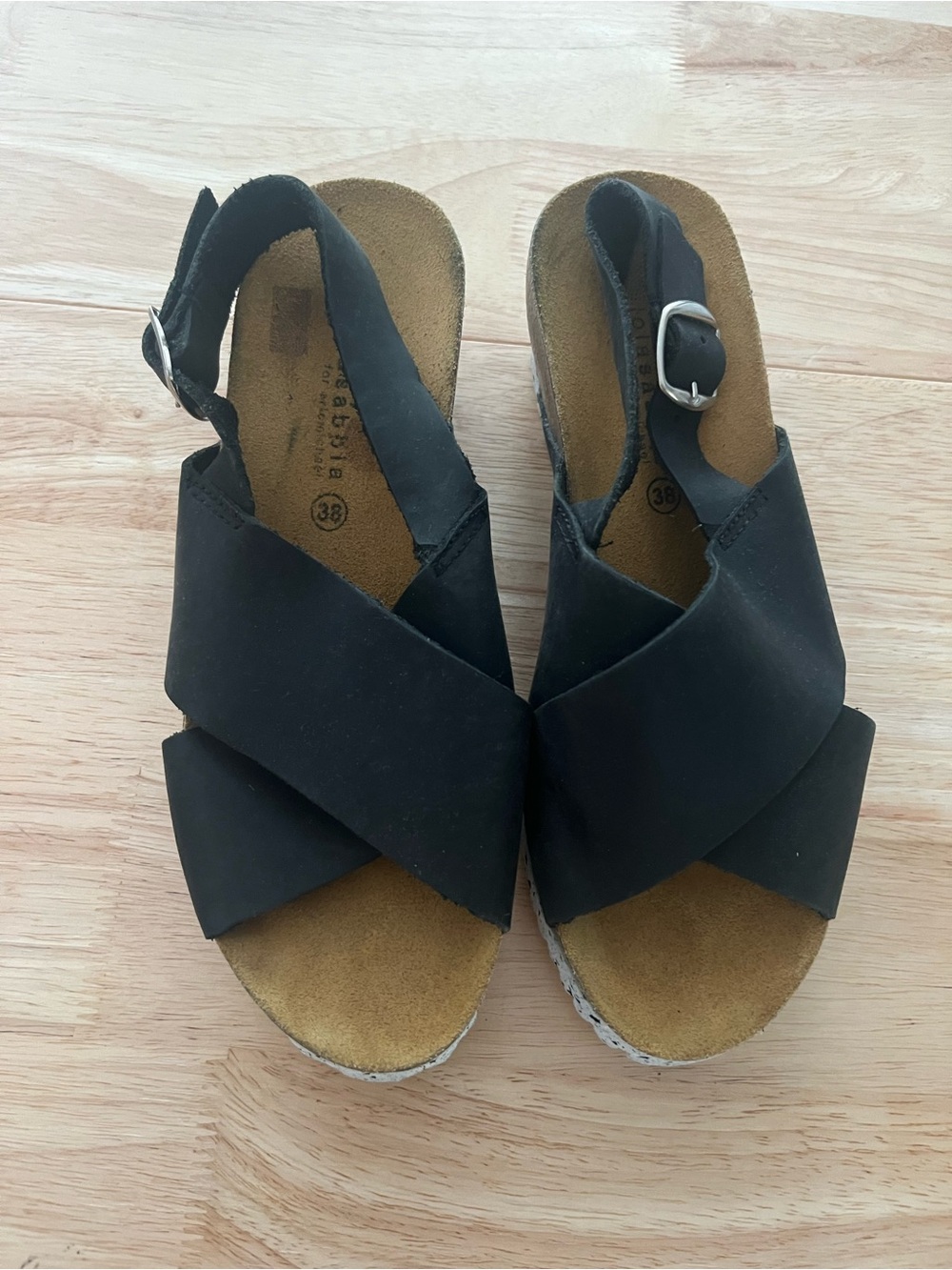 Lolasabbia Black Leather Cross-Strap Wedge Sandals with Adjustable Buckle Sz 38
